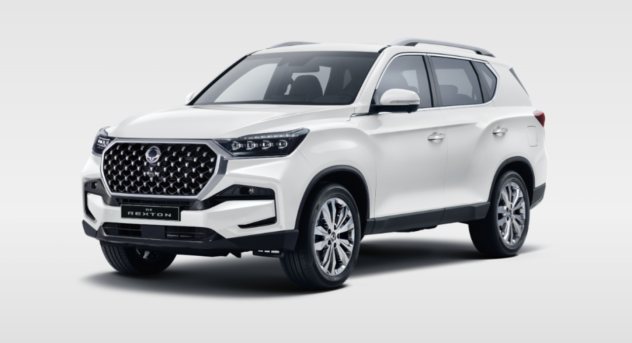 Rexton 2,2 / Premium / 4WD / A8 / Grand Bílá / 5 míst / záruka 5 let nebo 150.000 km / č.obj.60702