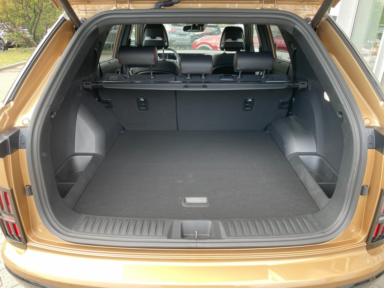 ACTYON 1.5GDI / PREMIUM /  FWD / A6 / záruka 5 let nebo 100.000 km / Royal Copper / č.obj.63321