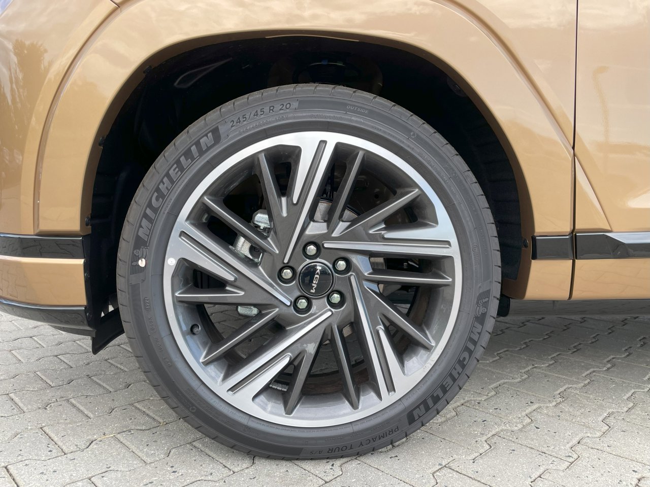 ACTYON 1.5GDI / PREMIUM /  FWD / A6 / záruka 5 let nebo 100.000 km / Royal Copper / č.obj.63321