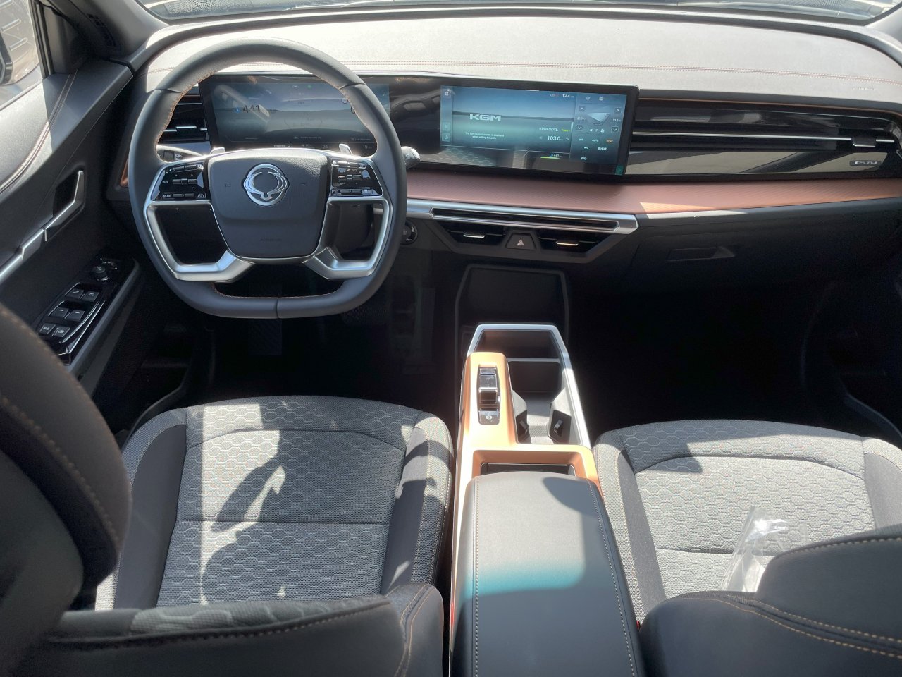 TORRES EVX 73.4 Elektromotor / FWD / Béžová / záruka 7 let nebo 150.000 km / č. obj. 59596