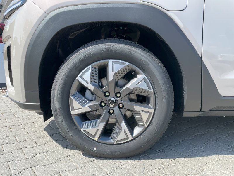 TORRES EVX 73.4 Elektromotor / FWD / Béžová / záruka 7 let nebo 150.000 km / č. obj. 59596